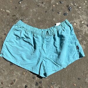 Patagonia Barely Baggies shorts - XL, aqua